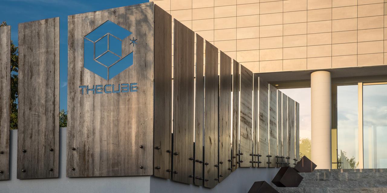 Hotel The Cube Fidenza Exterior foto